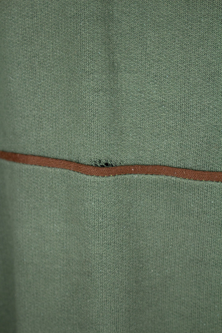 Sweatshirt in Grün L