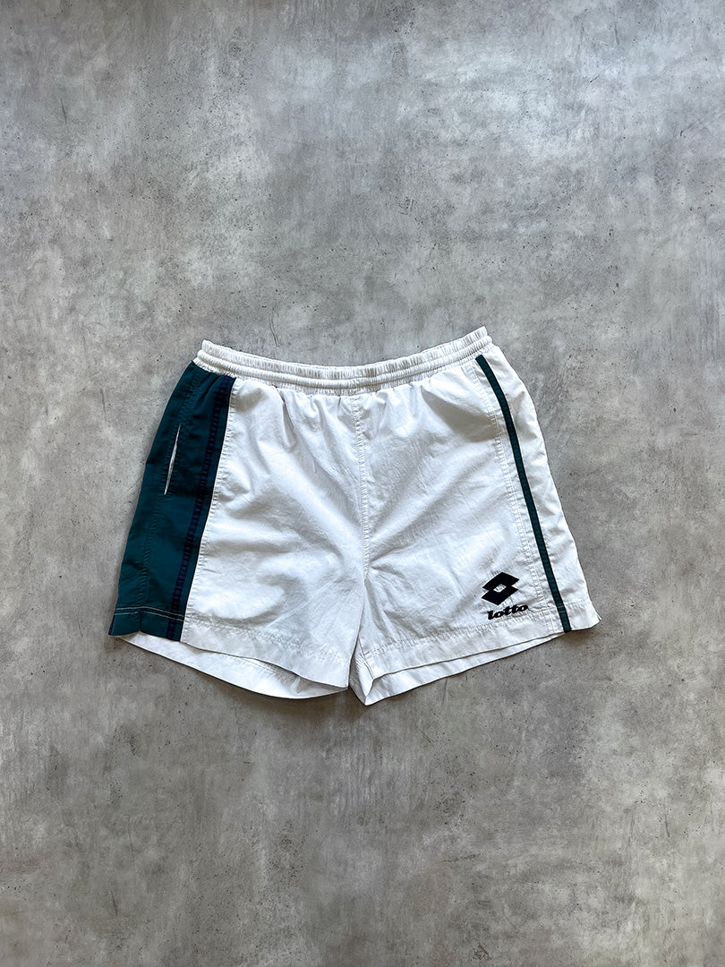 Lotto Shorts in Weiß M